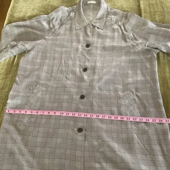 6397 Plaid Button-Up Lightweight Trench - Picture 8 of 9